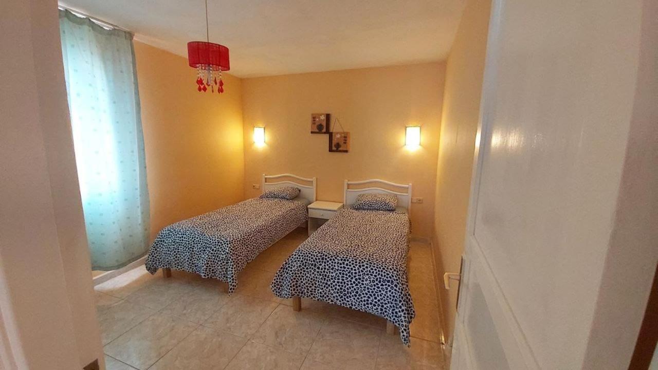 Sunny Self-Catering Apartment Costa Teguise, Lanzarote, Spain 외부 사진